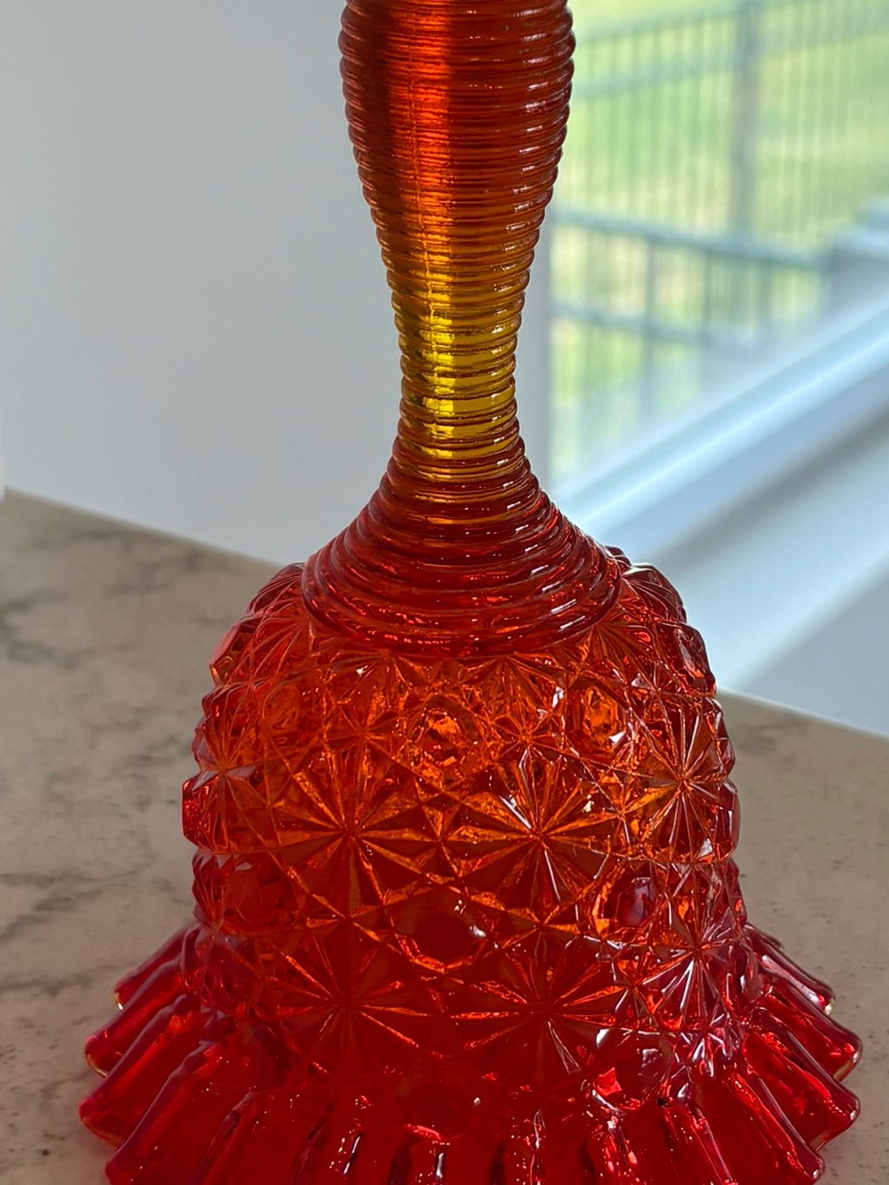 Fenton Red Amberina daisy and button Carnival Glass Bell GLOWS - no dinger